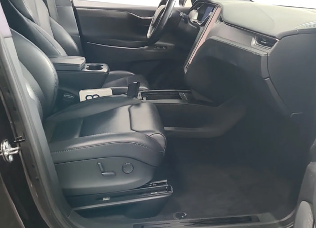 Used 2018 Tesla Model X P100D AWD/4WD image 9