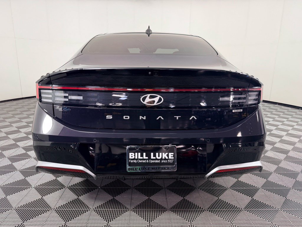 Used 2026 Hyundai Sonata Limited FWD image 9