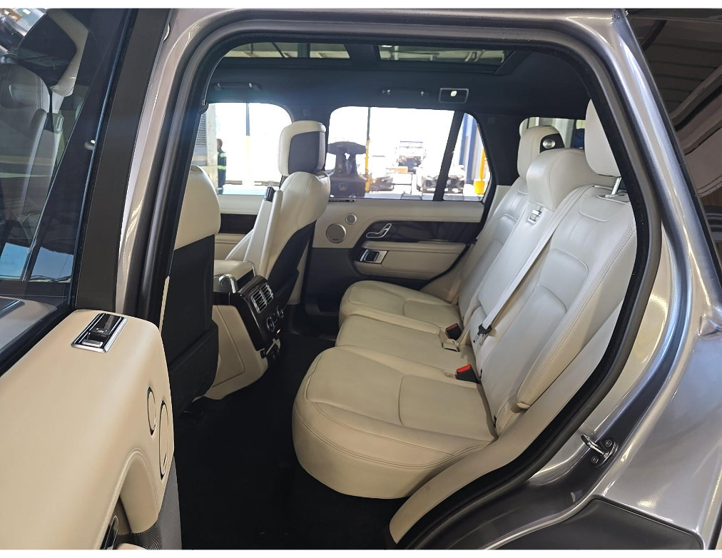 Used 2021 Land Rover Range Rover HSE AWD/4WD image 9