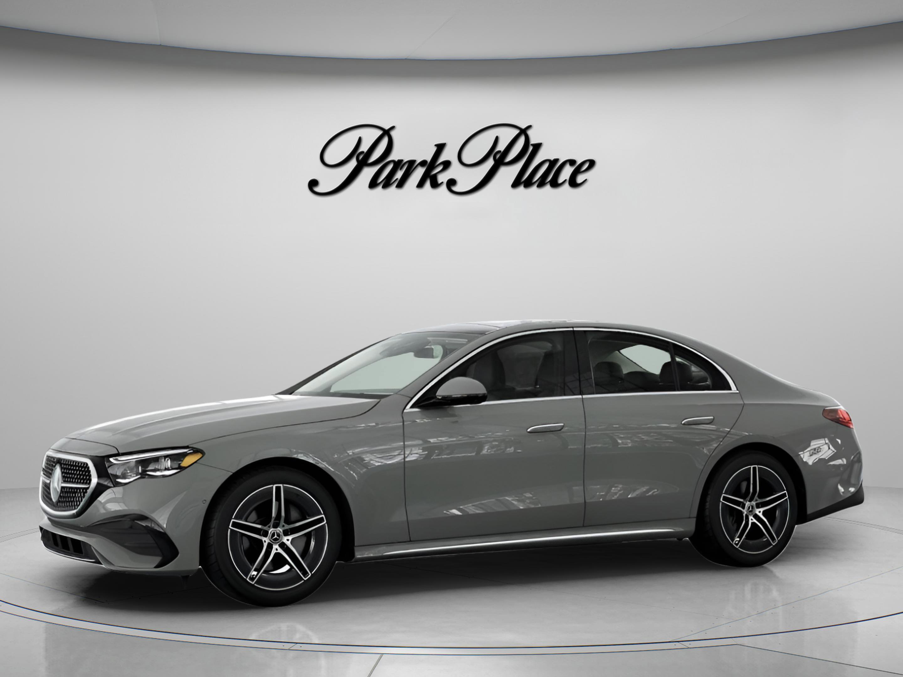 New 2026 Mercedes-Benz E 350 4MATIC Sedan image 3