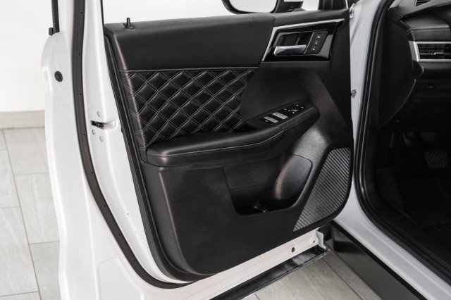 Used 2022 Mitsubishi Outlander SEL image 42