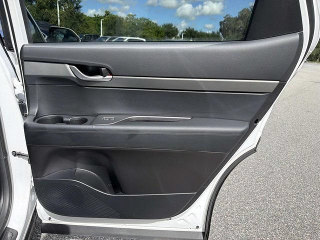 Used 2025 Hyundai Palisade SEL FWD image 19