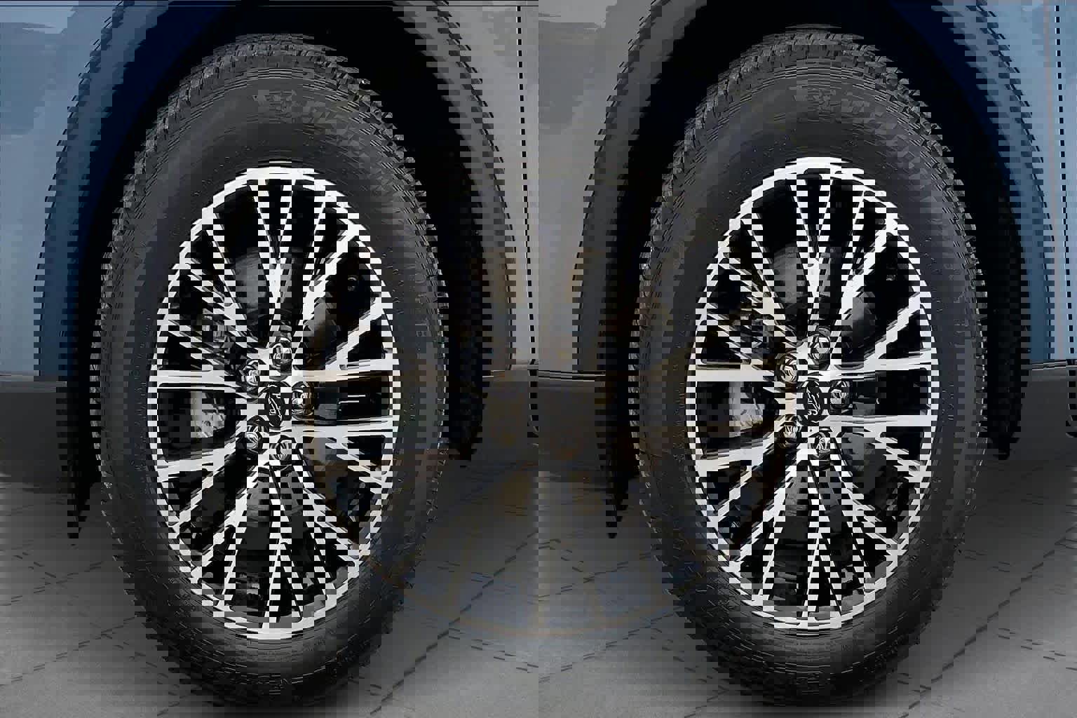 Certified 2025 Ford Escape SE w/ PHEV Premium Package image 11