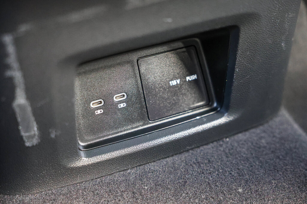 Used 2024 Volkswagen Atlas SE FWD image 7