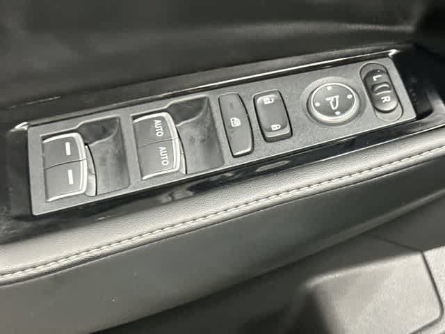Used 2025 Honda Accord Touring image 19