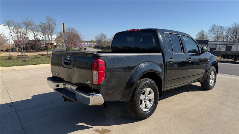 Used 2013 Nissan Frontier SV image 5