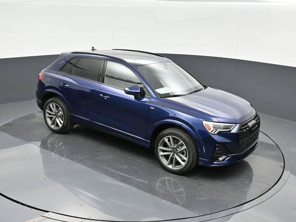 New 2025 Audi Q3 2.0T Premium AWD/4WD image 22