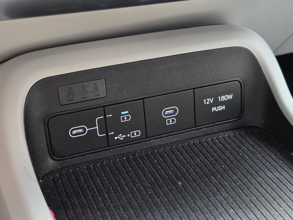 Used 2024 Hyundai Kona SEL AWD/4WD image 29