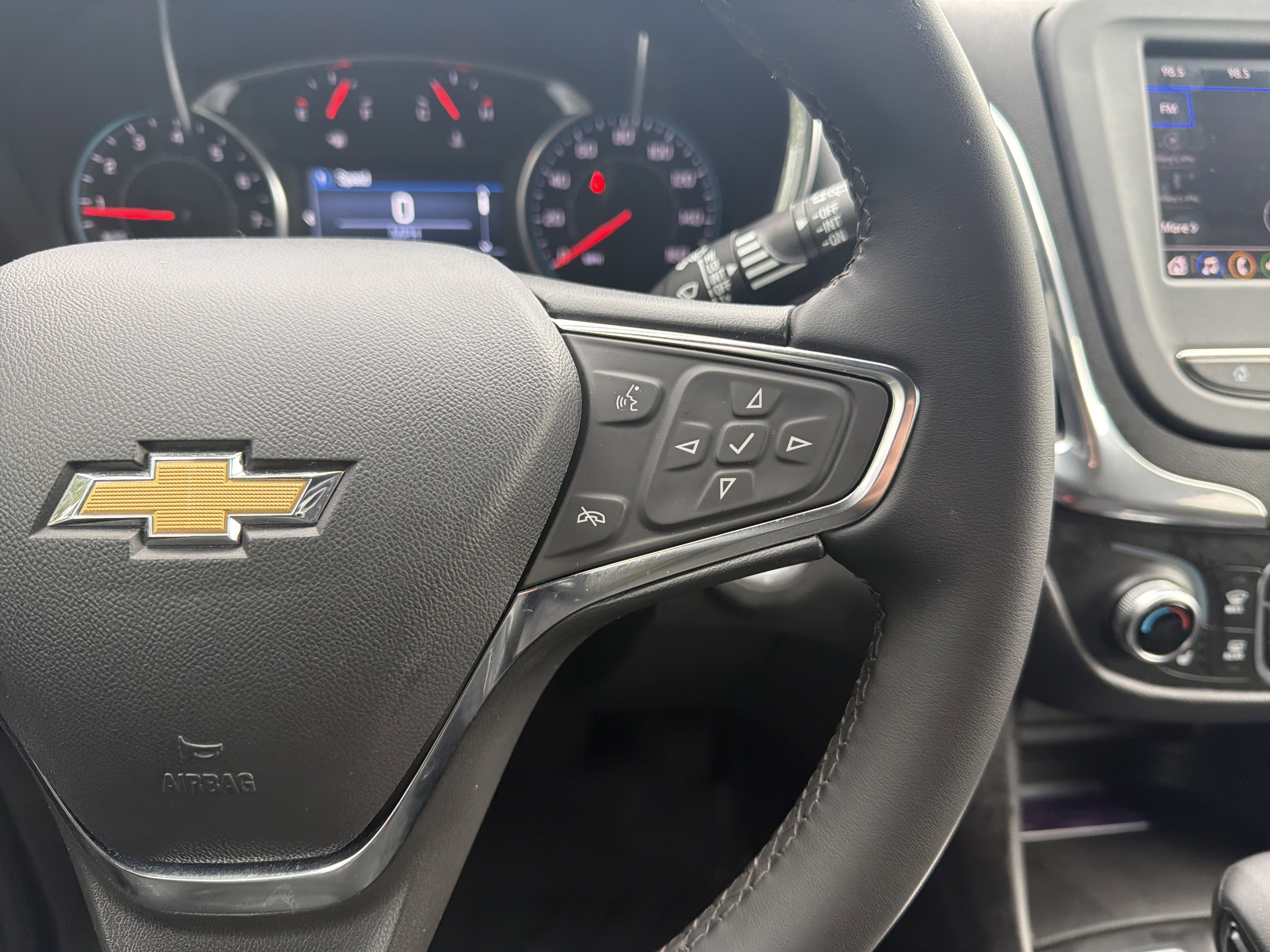 Used 2024 Chevrolet Equinox LT w/ LPO, Floor Liner Package image 20