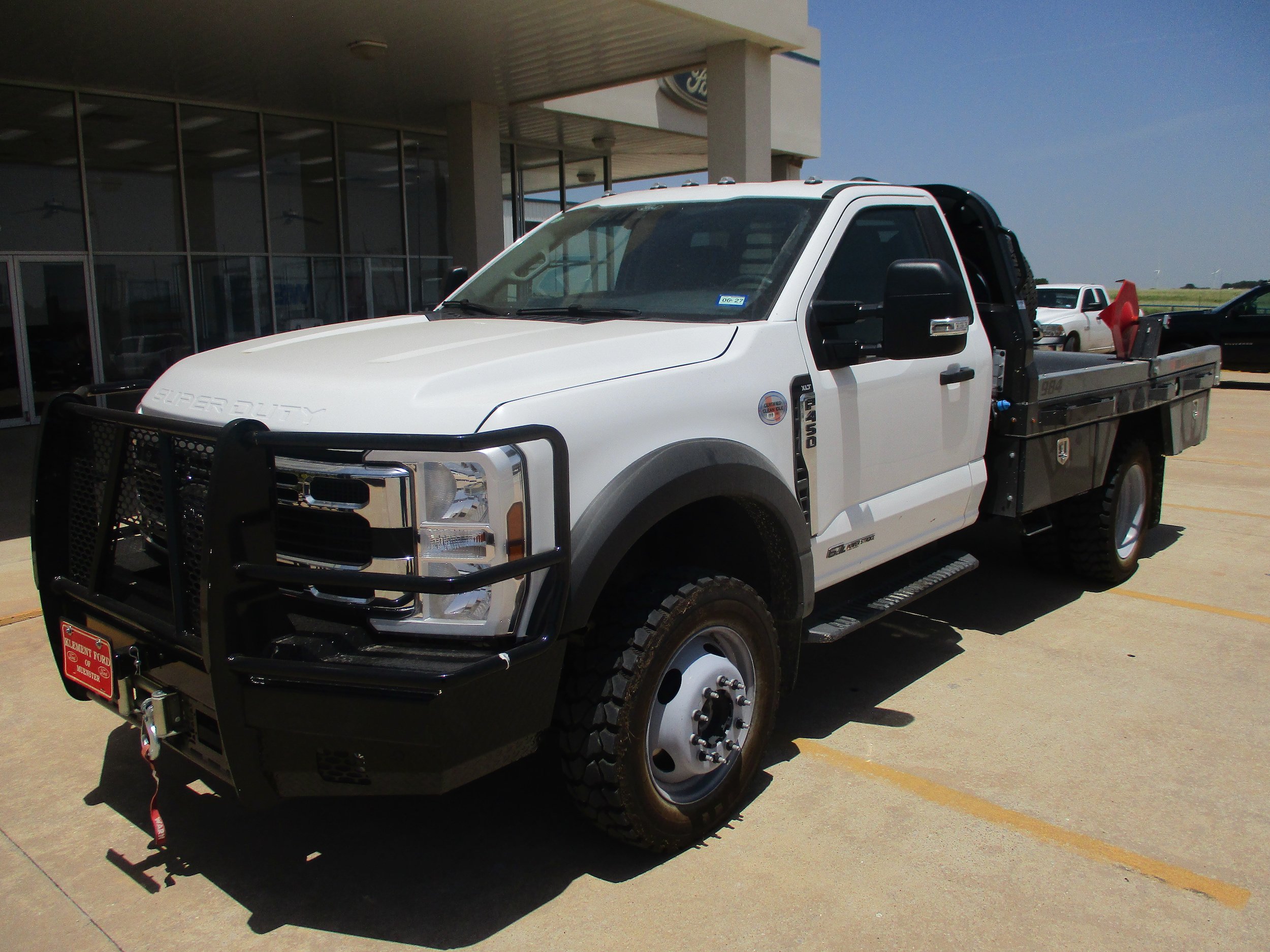 Used 2025 Ford F450 XLT w/ XLT Value Package AWD/4WD image 2