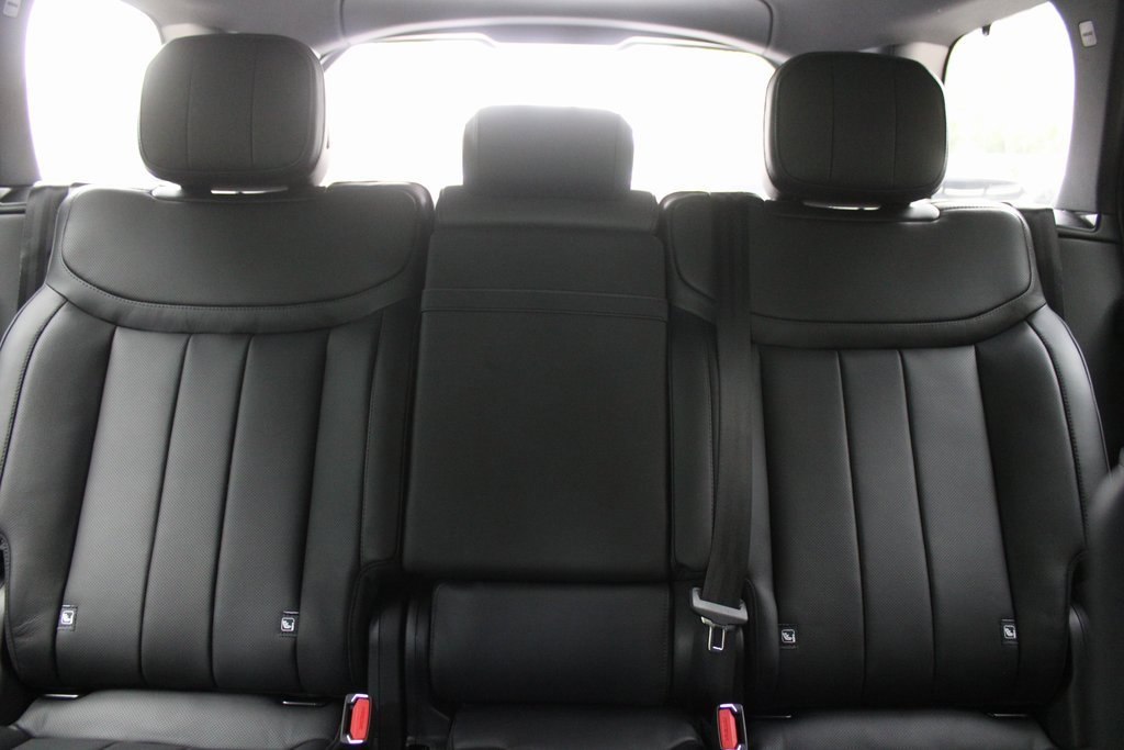 New 2025 Land Rover Range Rover Long Wheelbase SE image 54