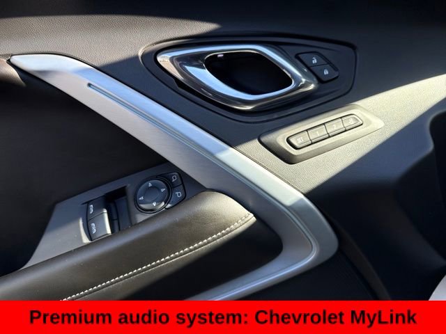 Used 2017 Chevrolet Camaro SS image 16