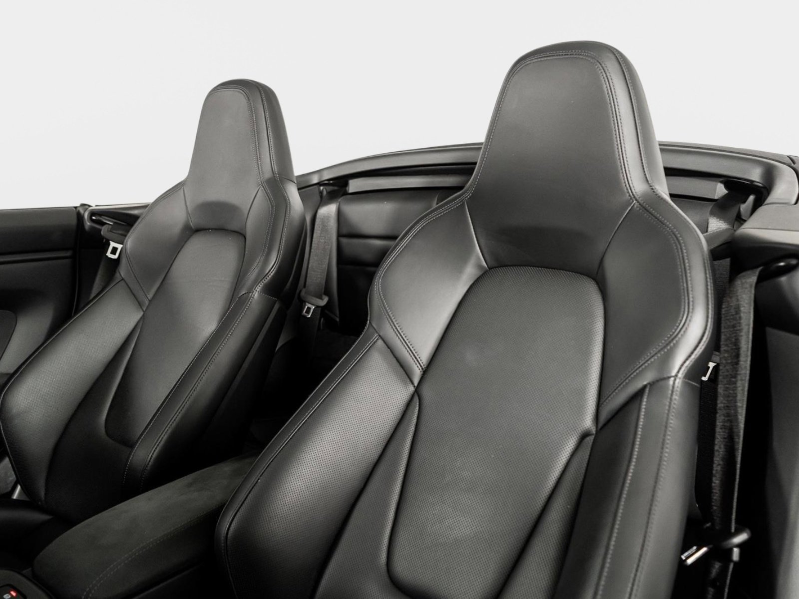 Used 2023 Porsche 911 Carrera 4 GTS image 3