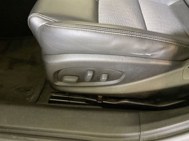Used 2014 Chevrolet Impala LT FWD image 17