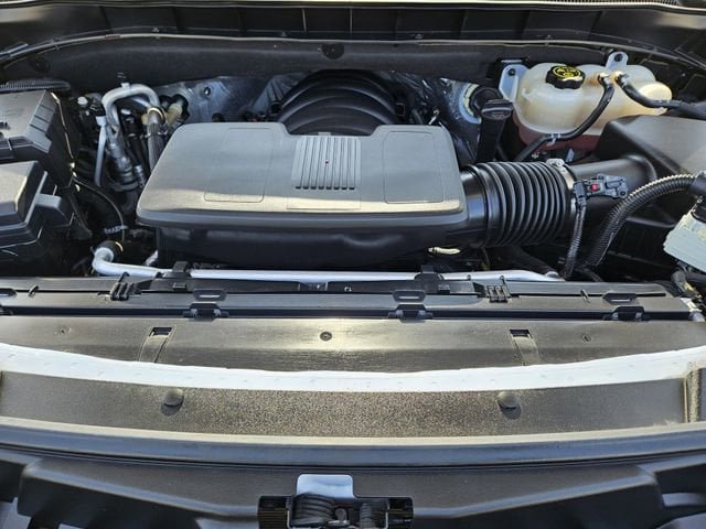 Used 2023 Chevrolet Suburban Premier AWD/4WD image 32