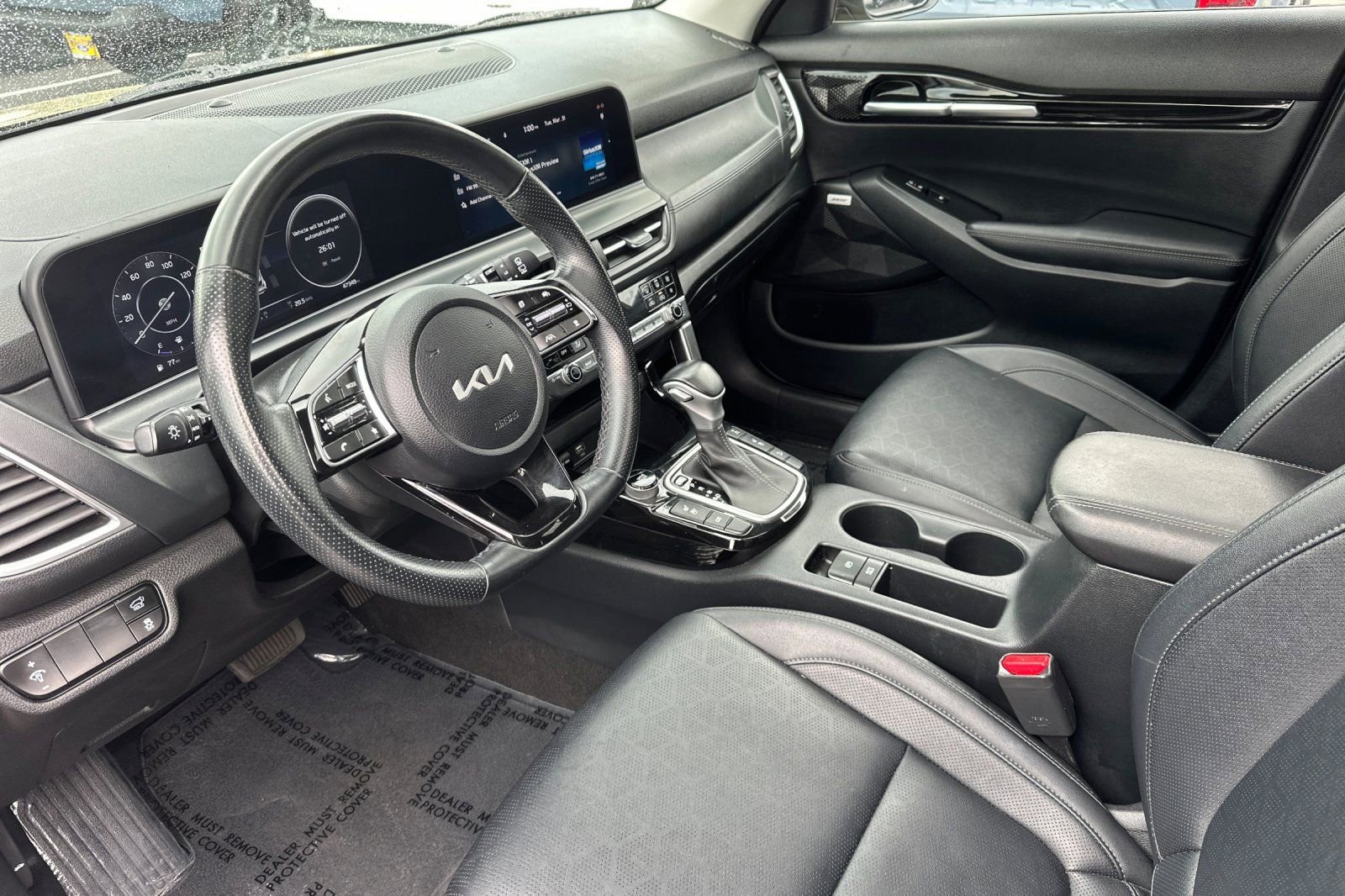 Certified 2024 Kia Seltos SX w/ SX Sunroof Package image 13