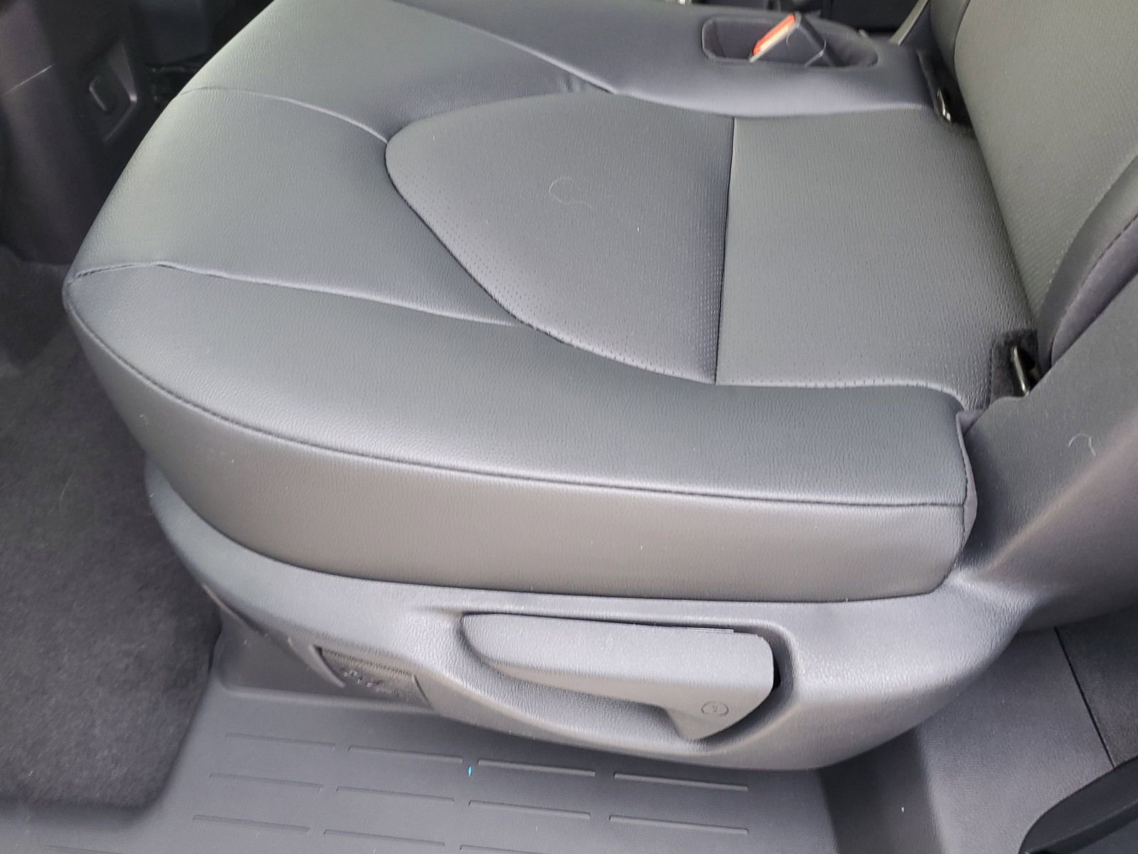 New 2026 Toyota Grand Highlander XLE image 16