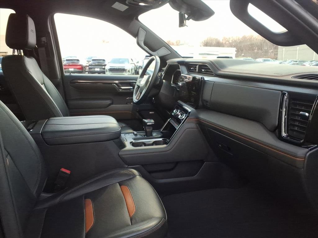 Used 2024 GMC Sierra 1500 AT4 w/ Technology Package image 19