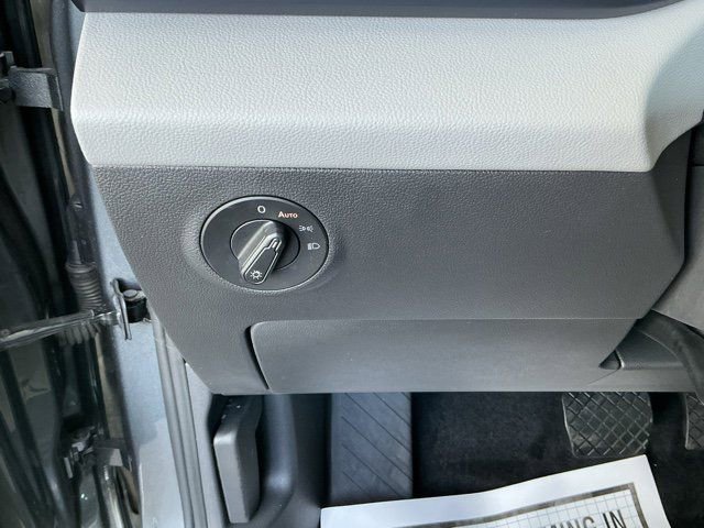 Used 2022 Volkswagen Taos SE image 23