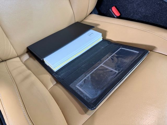 Used 2019 Volvo XC40 T5 Momentum image 24