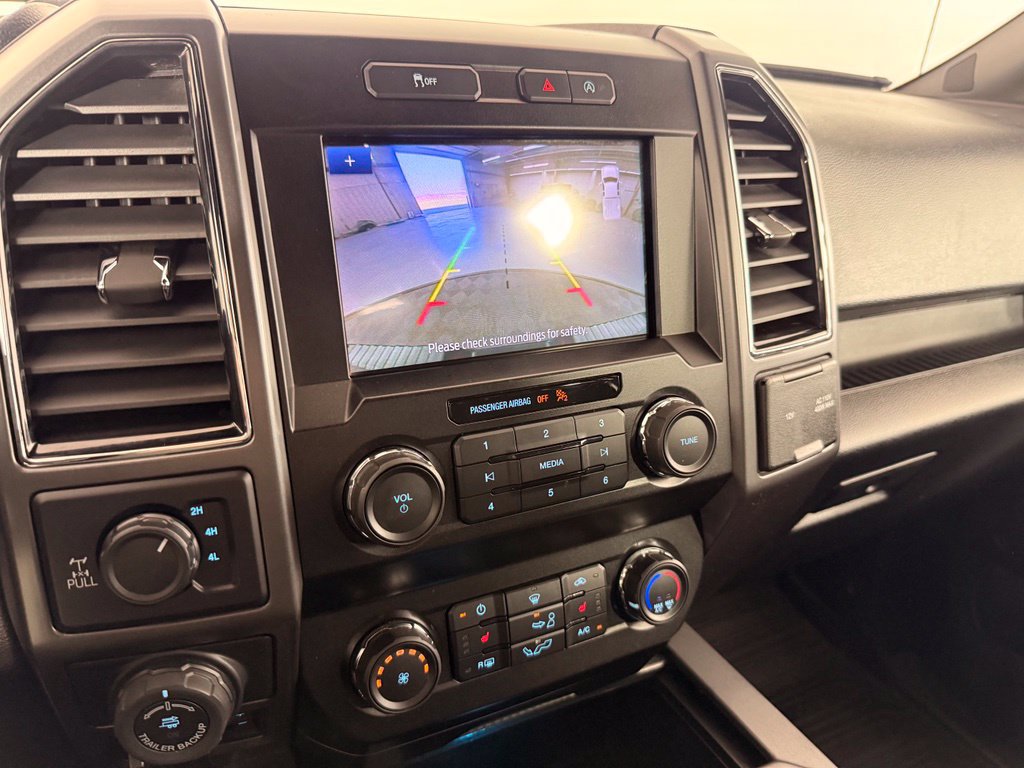 Used 2020 Ford F150 XLT w/ Equipment Group 302A Luxury AWD/4WD image 39