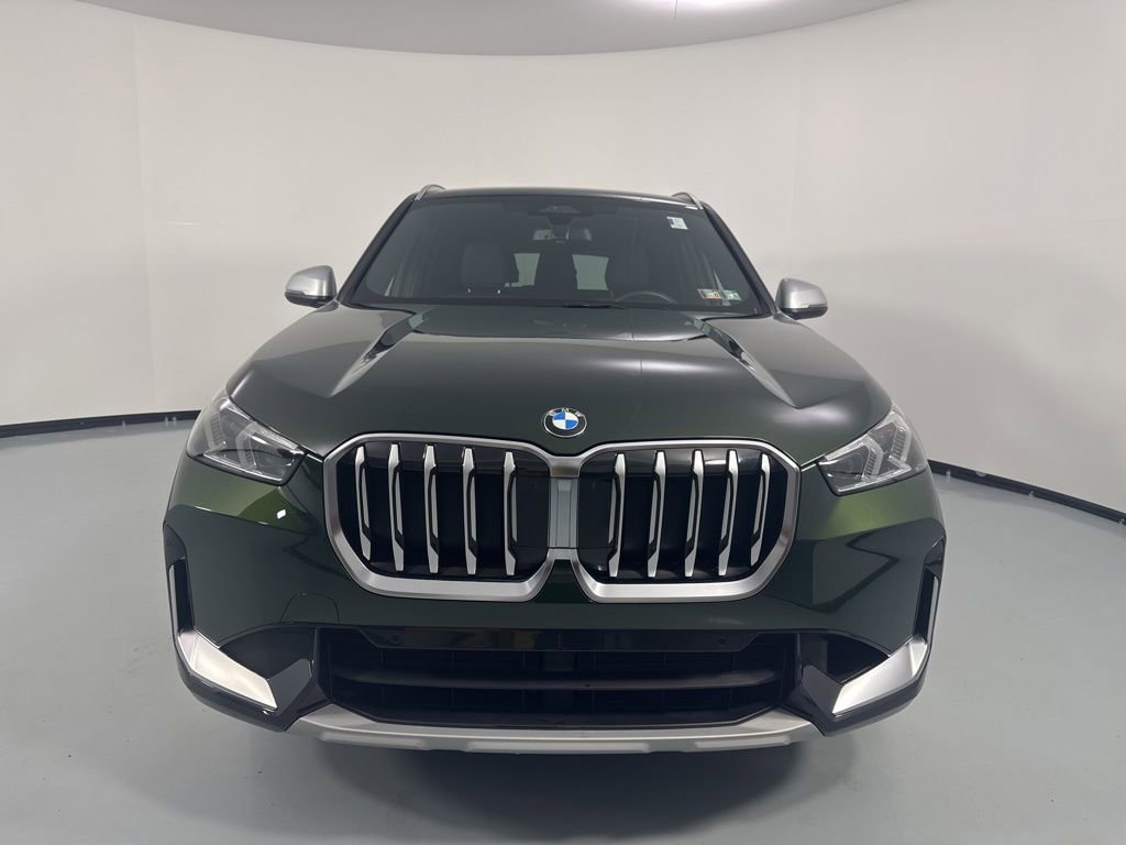 Certified 2023 BMW X1 xDrive28i w/ Convenience Package AWD/4WD image 2