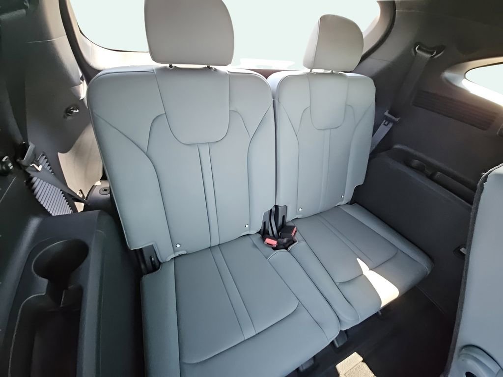 Used 2024 Kia Sorento SX Prestige w/ Sage Leather Package image 25