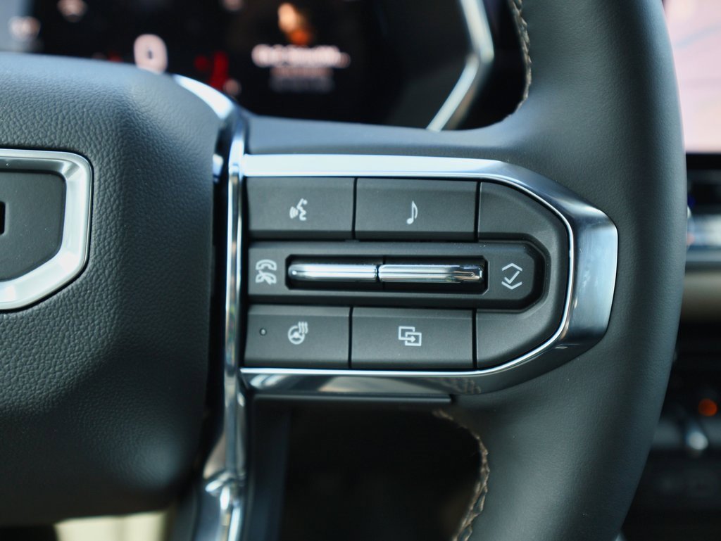 New 2026 GMC Canyon Denali w/ LPO, Denali Black Edition image 24