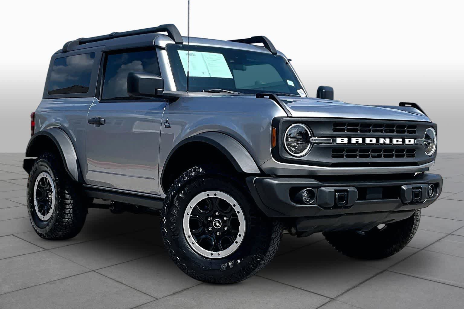 Used 2022 Ford Bronco Black Diamond w/ Sasquatch Package AWD/4WD image 3