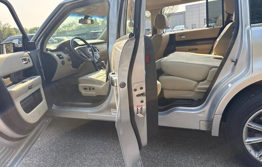 Used 2019 Ford Flex Limited image 4