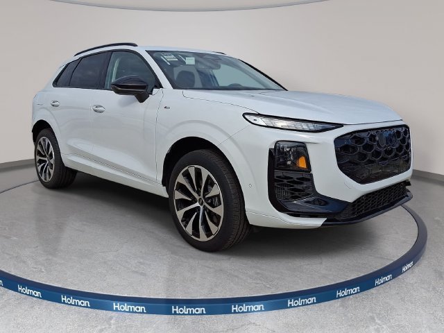 New 2026 Audi Q3 quattro 2.0T AWD/4WD image 4