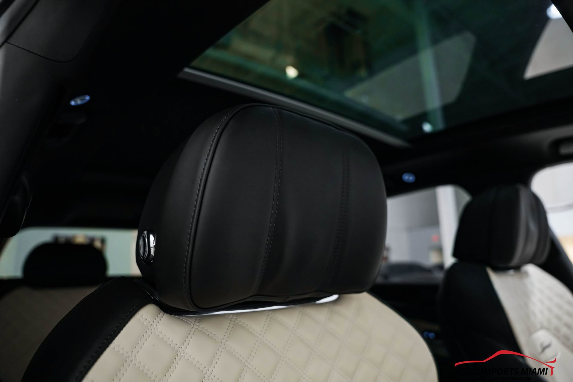 Used 2022 Bentley Bentayga Speed image 48