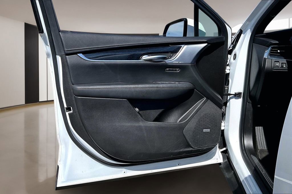 Used 2024 Cadillac XT5 Premium Luxury image 18
