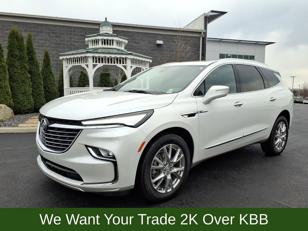 Used 2023 Buick Enclave Essence w/ Experience Buick Package AWD/4WD image 2