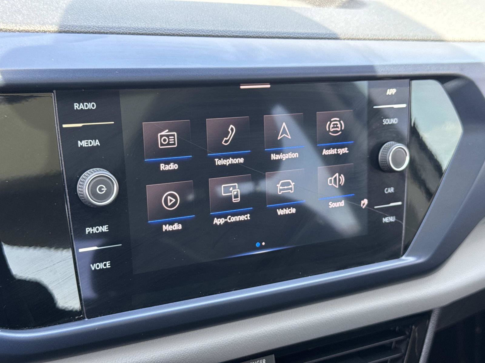 Certified 2023 Volkswagen Taos SE w/ Panoramic Sunroof Package AWD/4WD image 13
