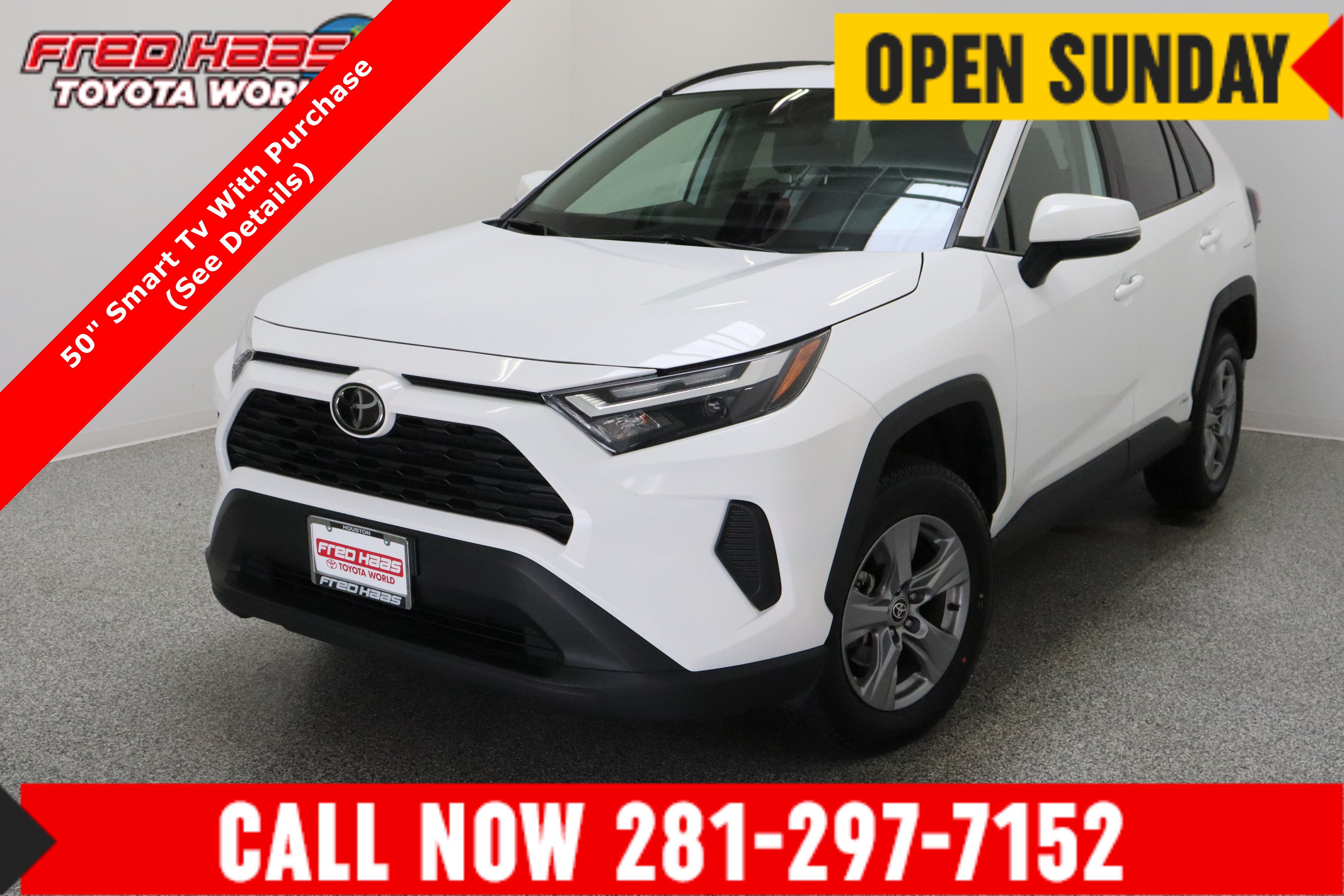 Certified 2025 Toyota RAV4 LE AWD/4WD image 1