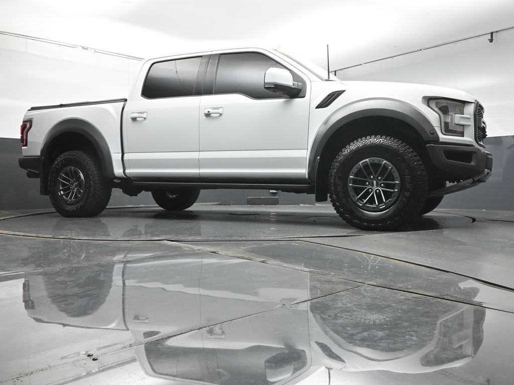 Used 2019 Ford F150 Raptor w/ Equipment Group 802A Luxury AWD/4WD image 31