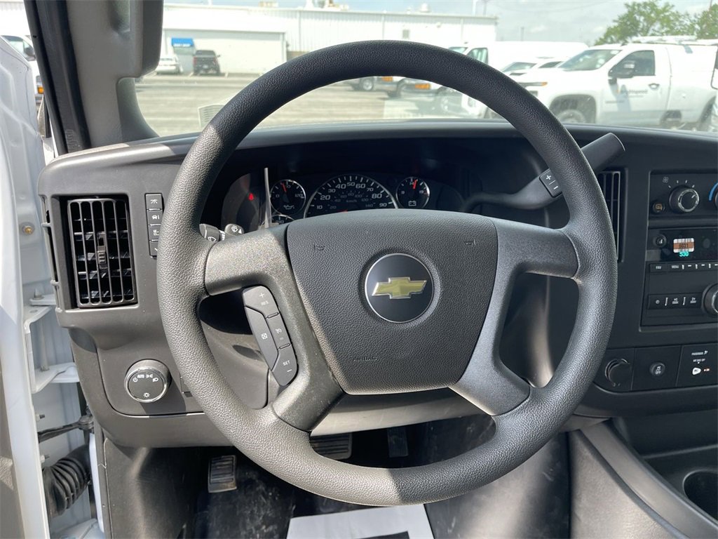New 2025 Chevrolet Express 2500 w/ Driver Convenience Package image 9