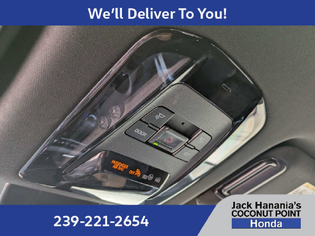 Used 2021 Toyota Venza XLE w/ Softex Package AWD/4WD image 21