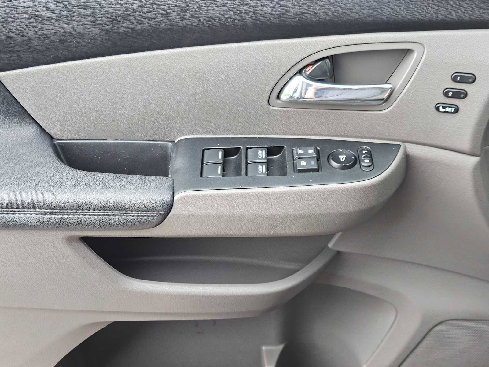 Used 2016 Honda Odyssey Touring image 23