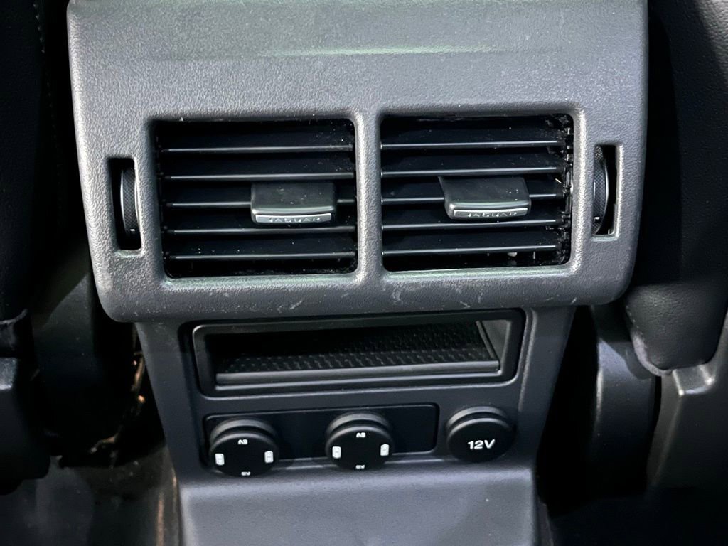 Used 2017 Jaguar F-PACE Prestige image 20