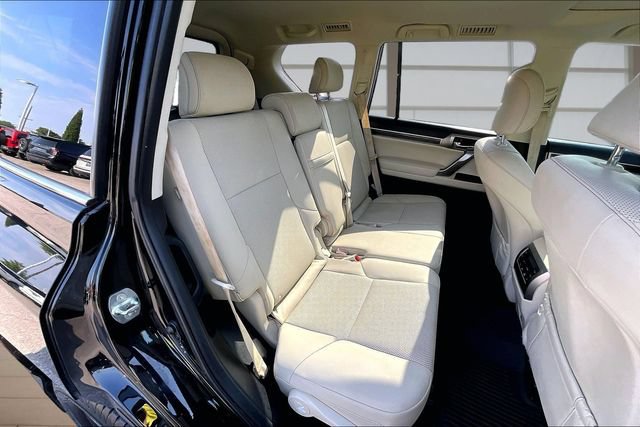 Used 2022 Lexus GX 460 Premium w/ Premium Package AWD/4WD image 26
