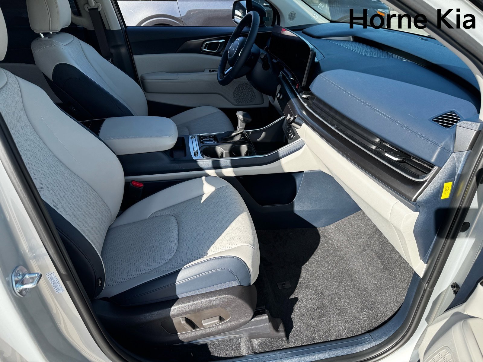 New 2026 Kia Carnival SX w/ SX Dark Edition Package image 21