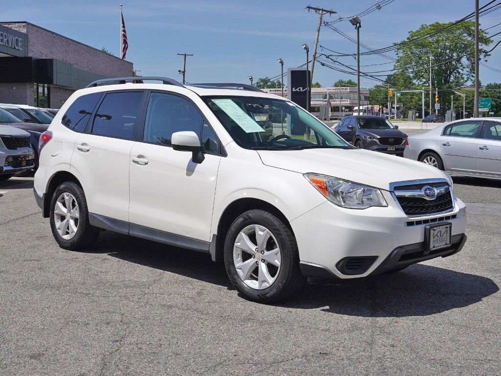 Used 2016 Subaru Forester 2.5i Premium w/ All-Weather Package AWD/4WD image 2