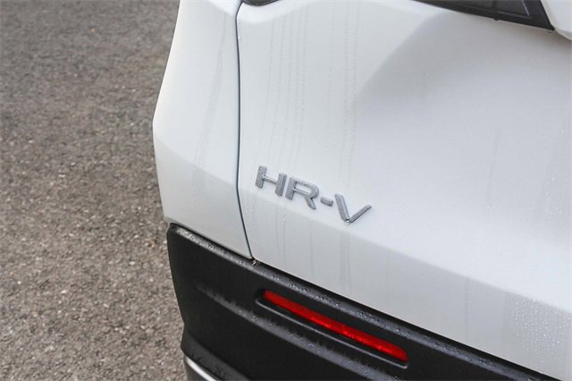 Used 2023 Honda HR-V Sport image 9