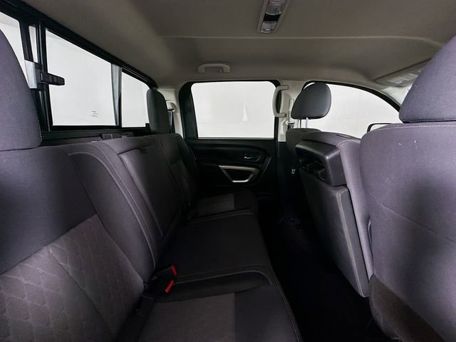 Used 2023 Nissan Titan SV image 25