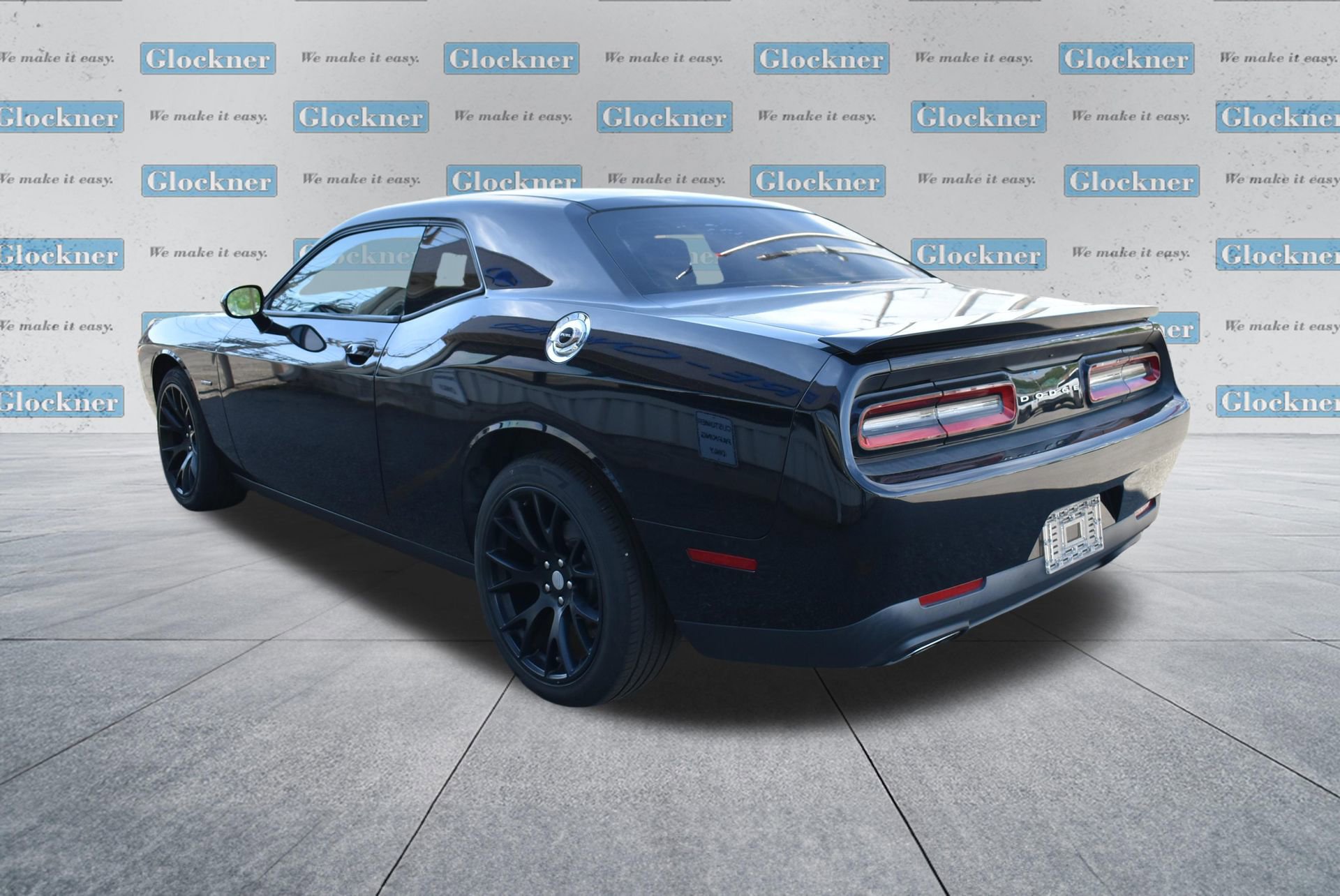 Used 2016 Dodge Challenger R/T image 8