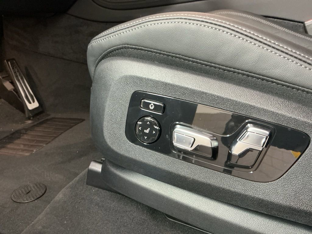 New 2026 BMW X7 xDrive40i AWD/4WD image 20