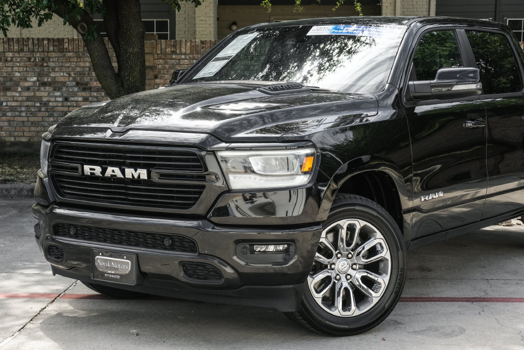 Used 2023 RAM 1500 Laramie AWD/4WD image 12