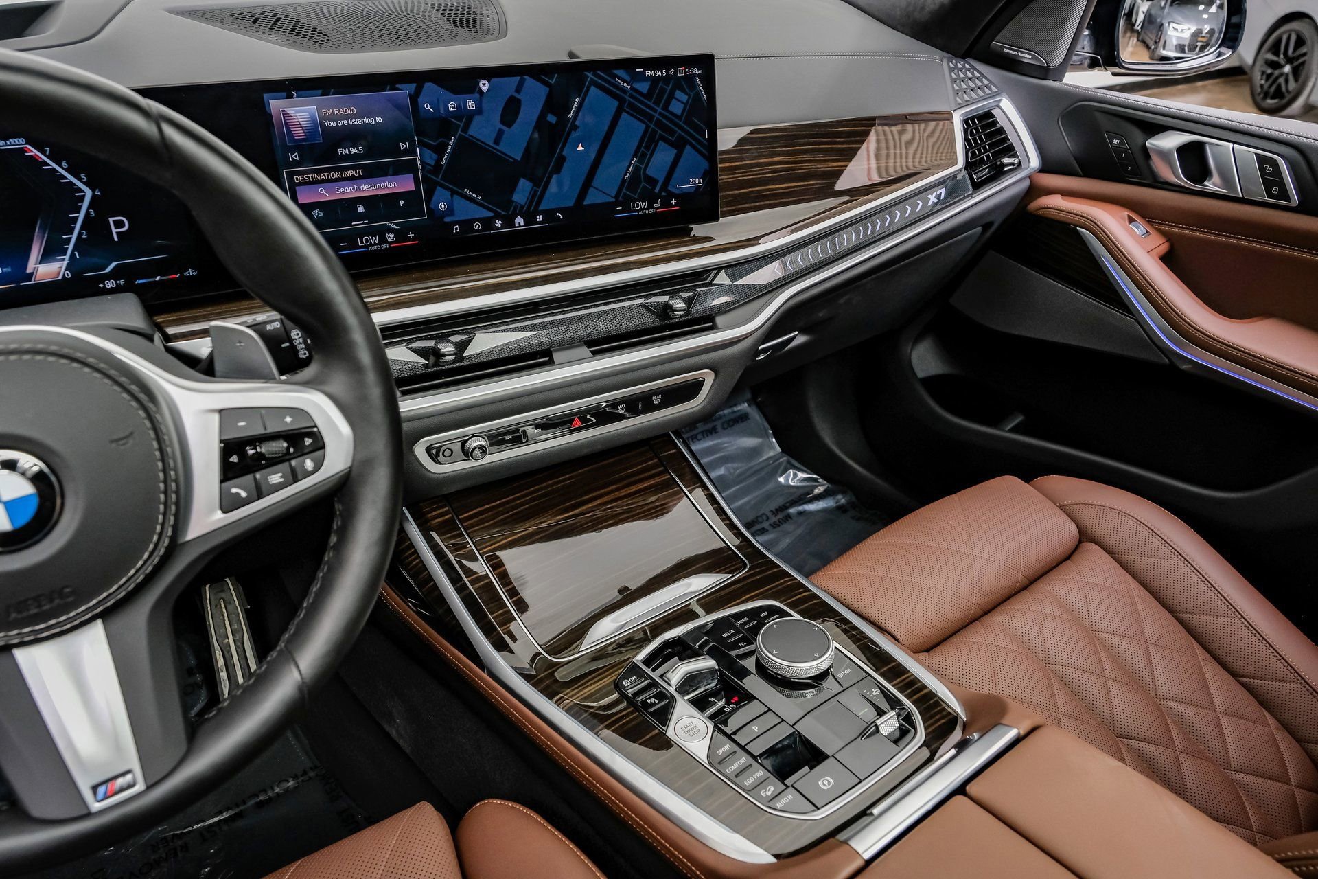Used 2024 BMW X7 xDrive40i w/ M Sport Package image 33